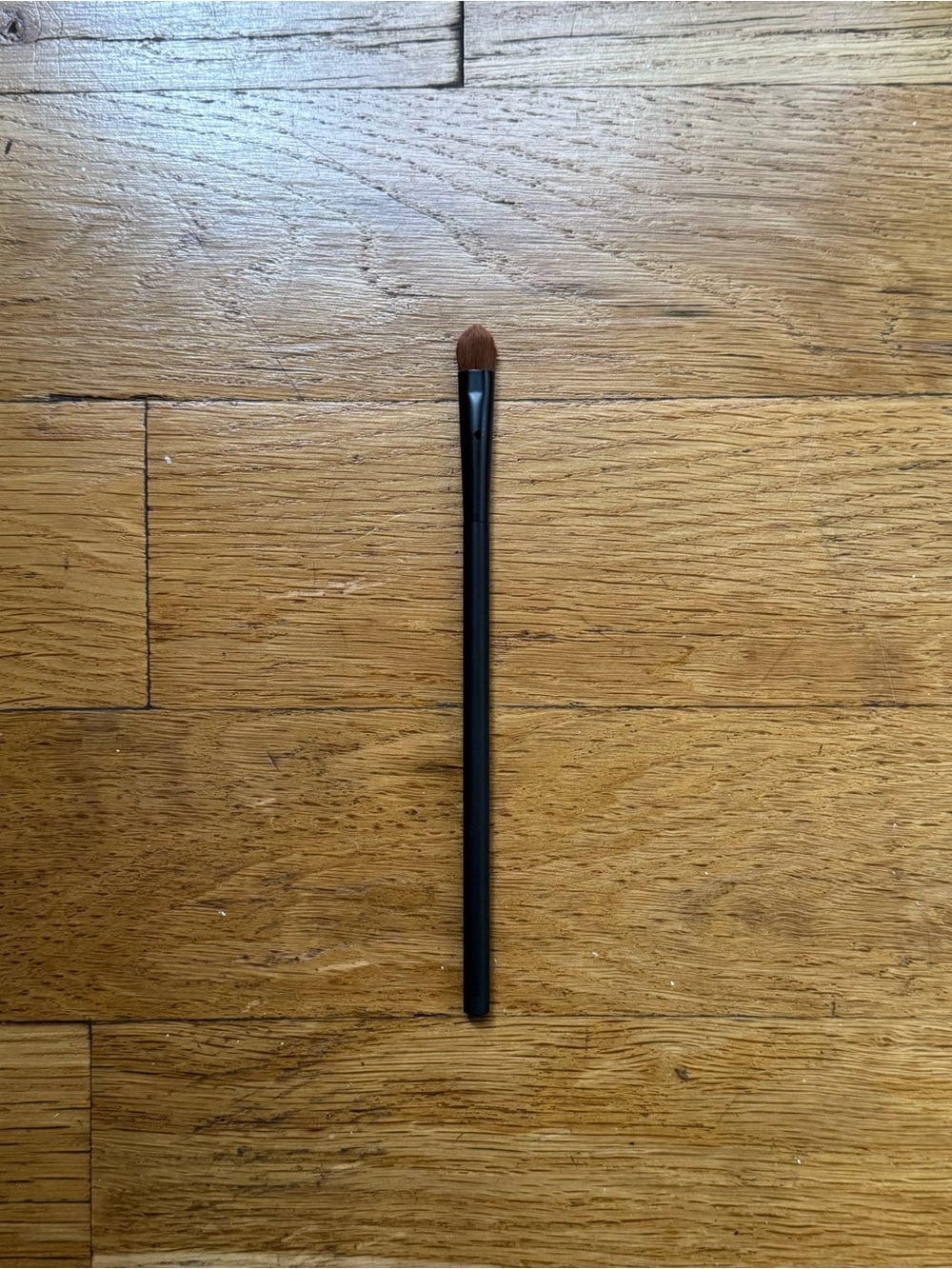 NARS Cosmetics #49 Wet / Dry Eyeshadow makeup brush